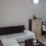 Arber Apartment